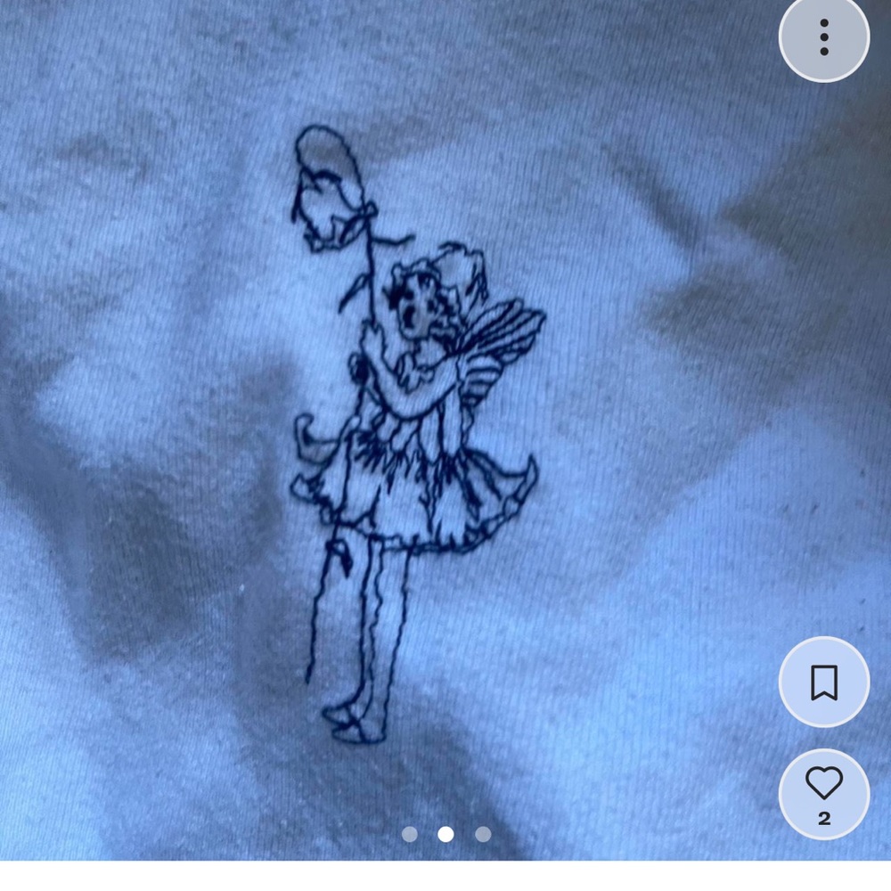 john galt hailie flower fairy top
Very small stain #brandymelville - Picture 2 of 2